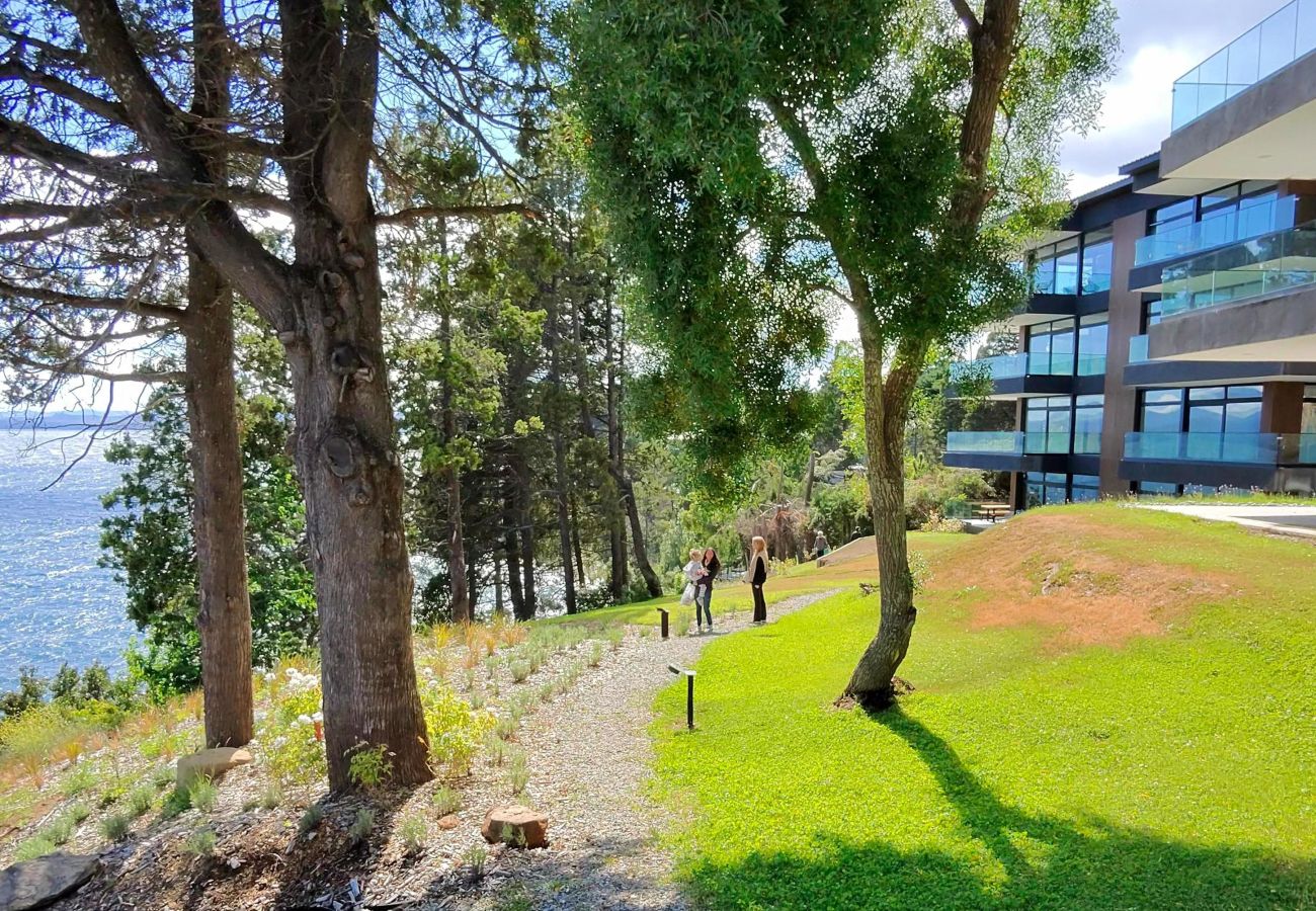 Apartamento em San Carlos de Bariloche - 06PAX HUAPI50C FLOR-NP