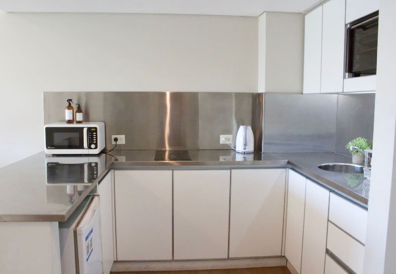 Apartment in Buenos Aires - Austria 2512 Piso 13 Depto A · Premium and Modern